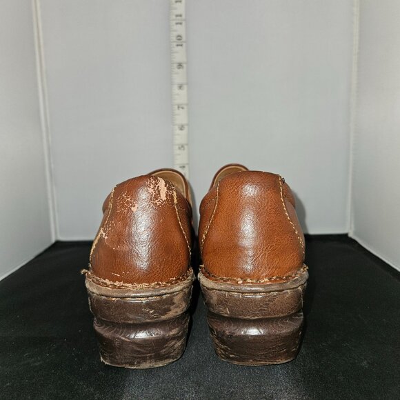 B.O.C Rasen Clogs Brown Size 9M ~ EUC - Picture 4 of 7